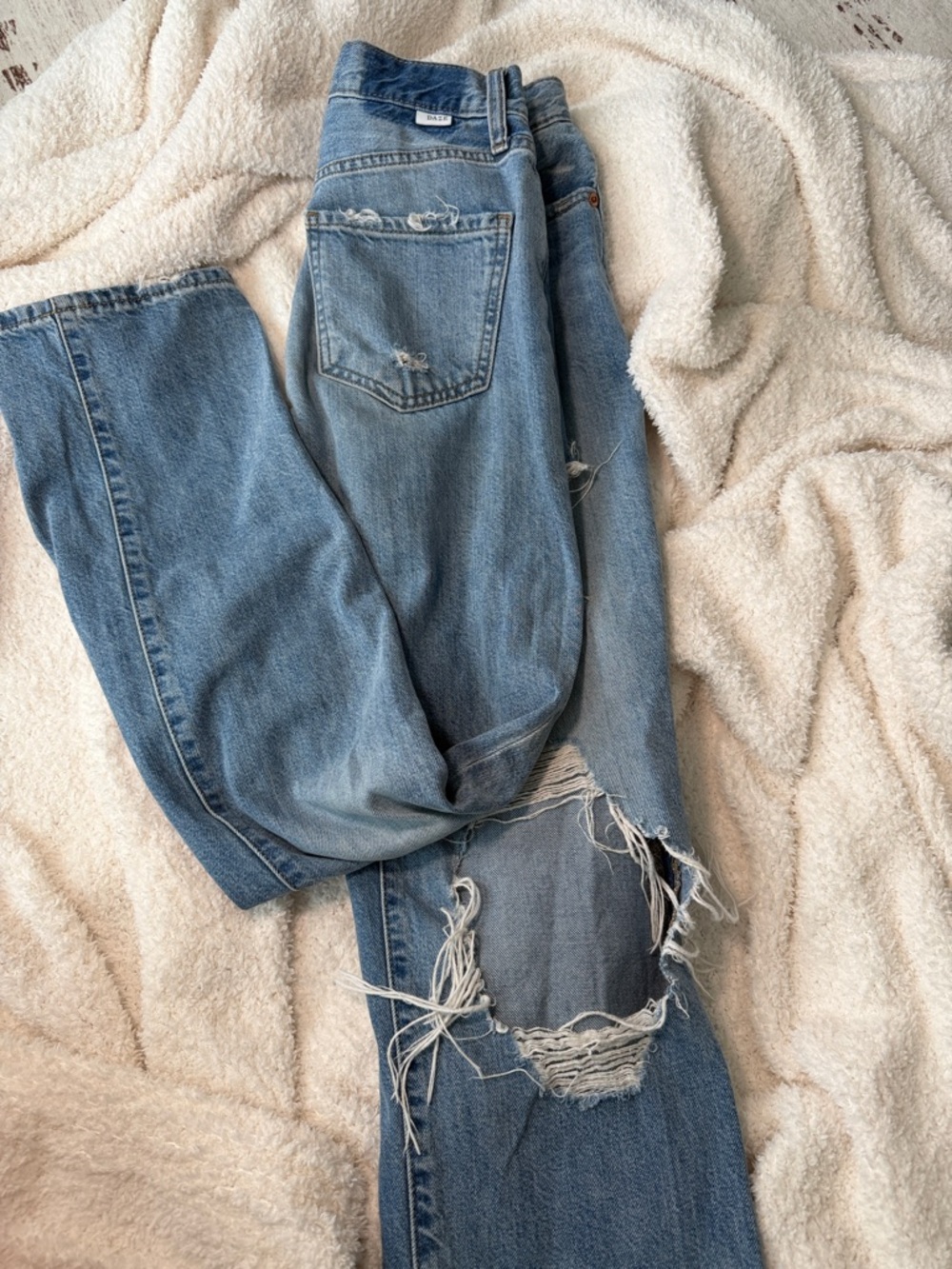Distressed Light Blue Boyfriend Jeans - Relaxed Fit